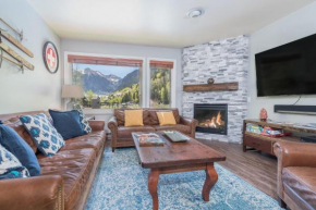 Etta Place Too 107 by AvantStay Close to Town The Slopes In Complex w Communal Pool Hot Tub Telluride